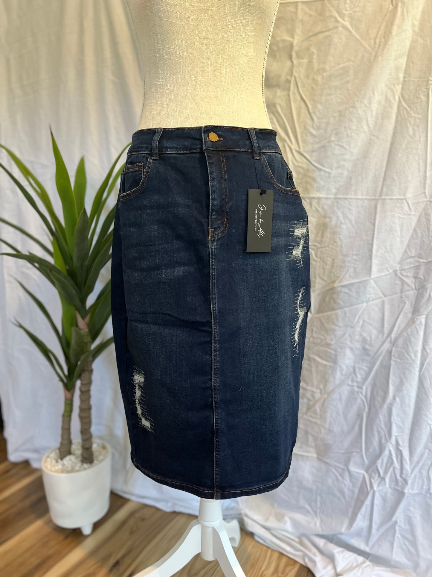 JDA- "Jessica" Distressed Dark Denim Skirt