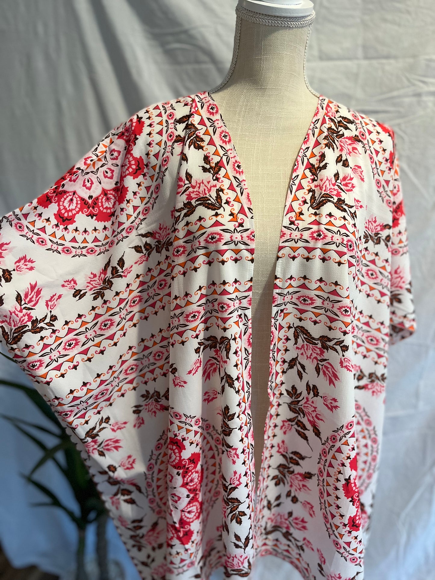 Pink & White Patterned Kimono