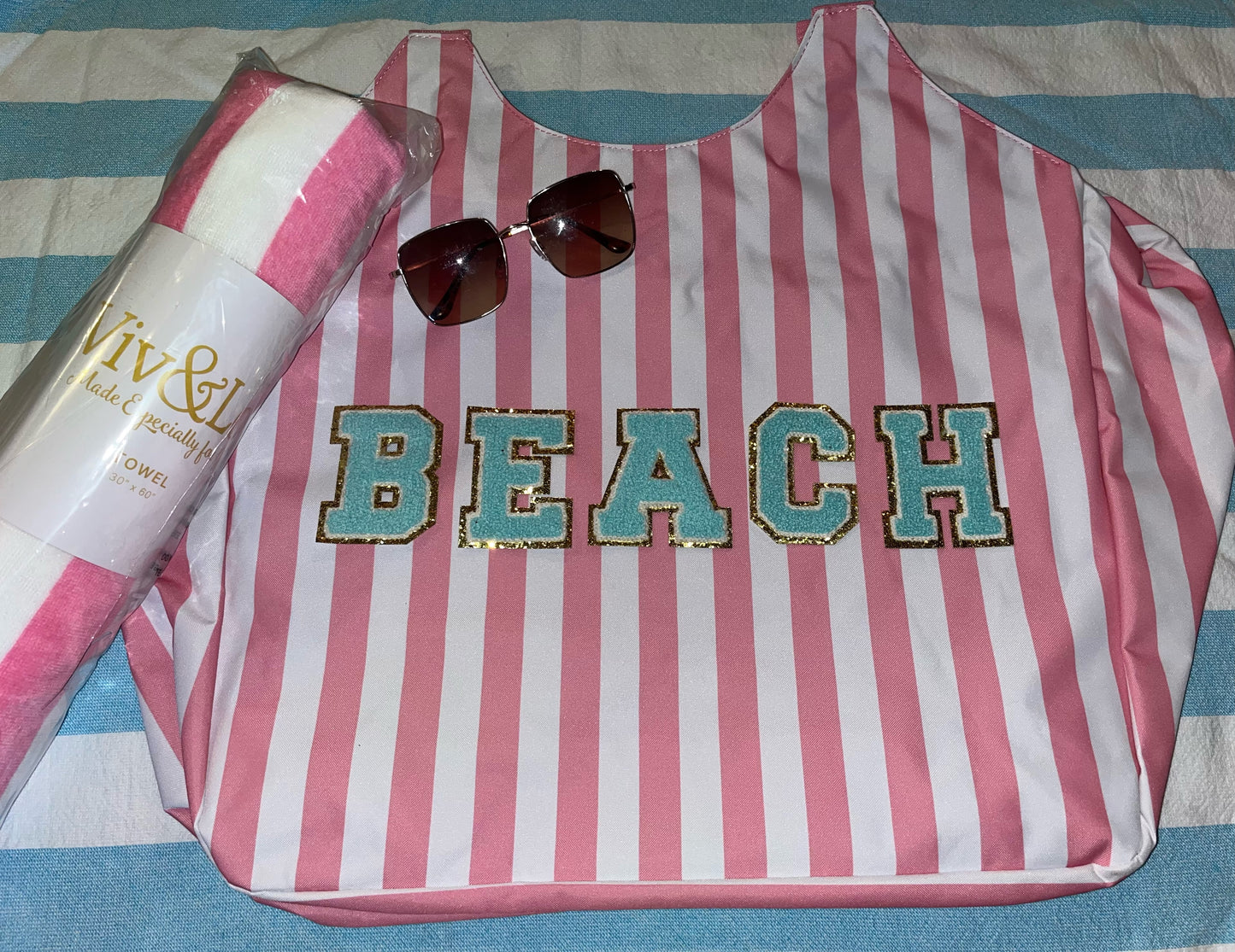 Beach tote bag