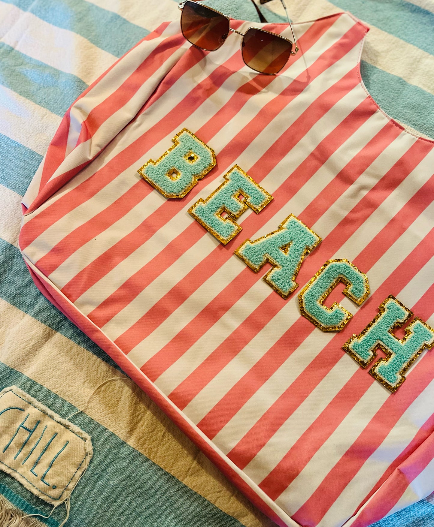 Beach tote bag